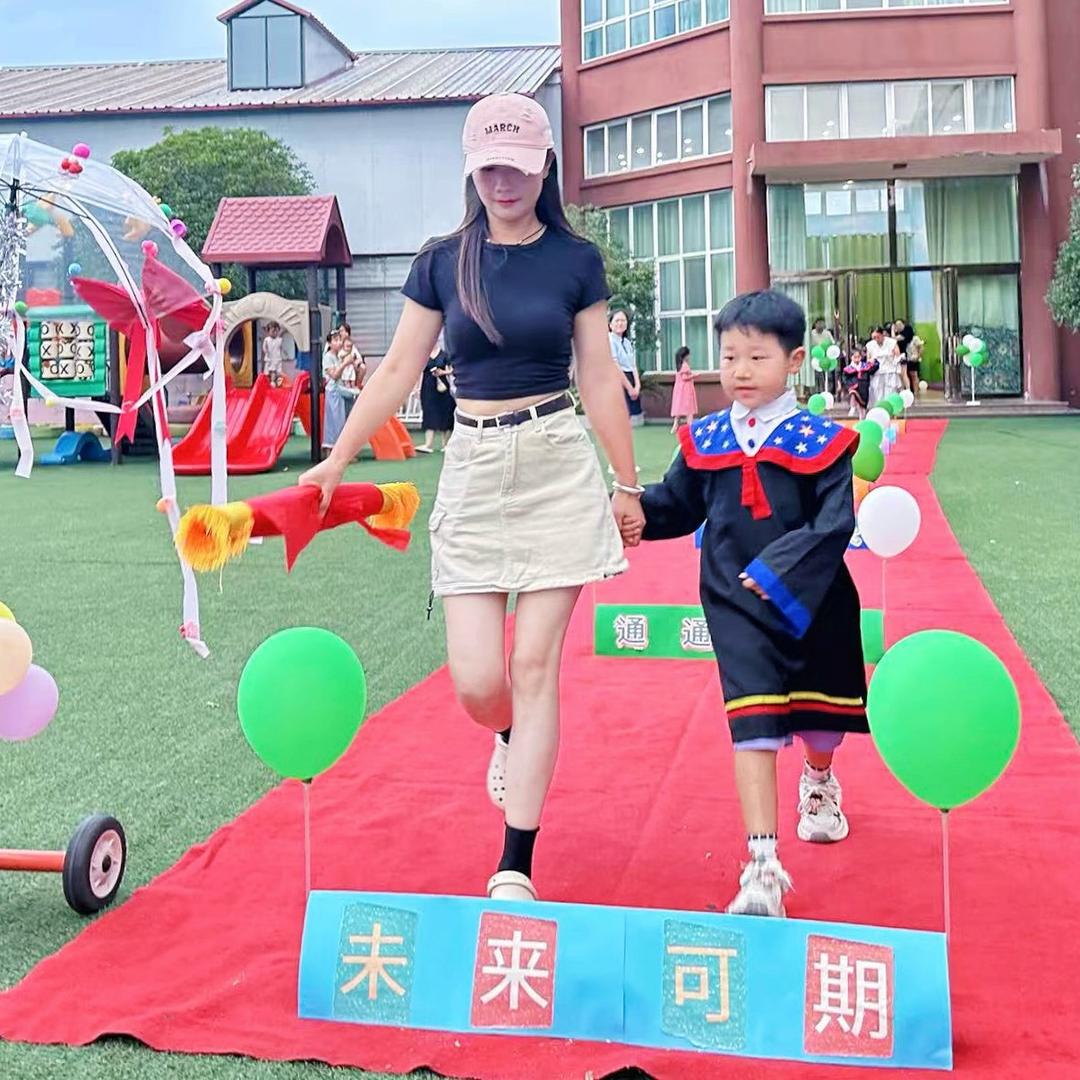 车友汇汽车装饰 Dong燕