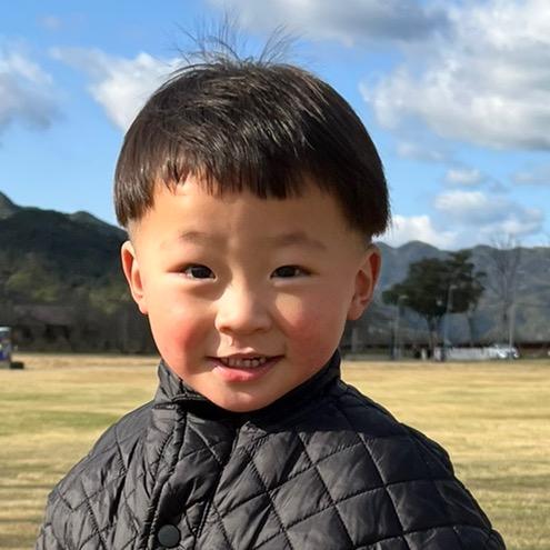 @是萧彤吖
