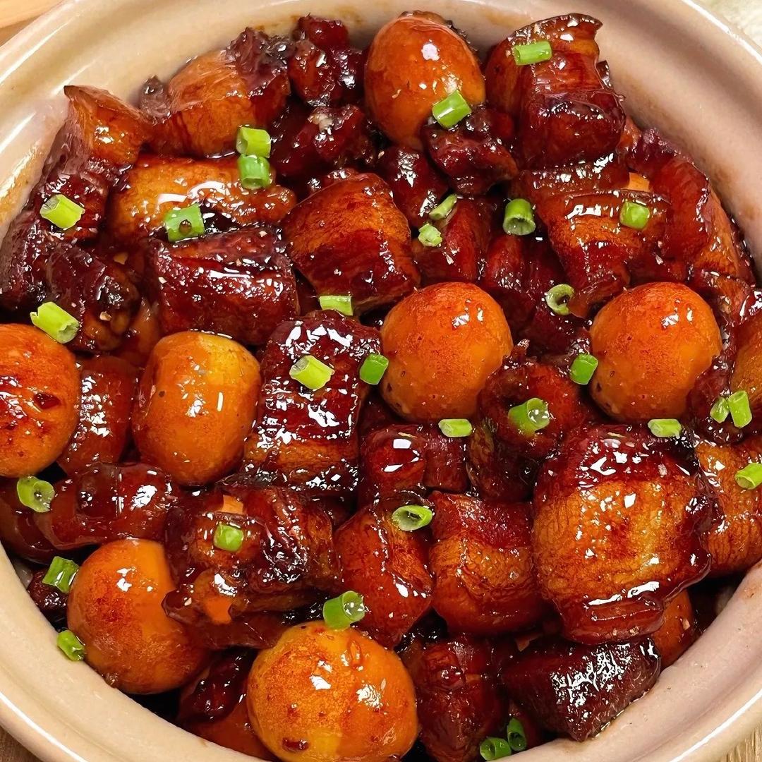 今天一口掉红烧肉