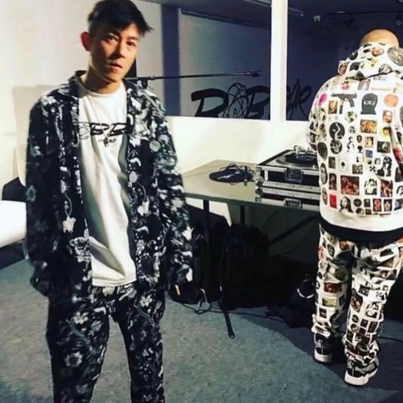 涵.