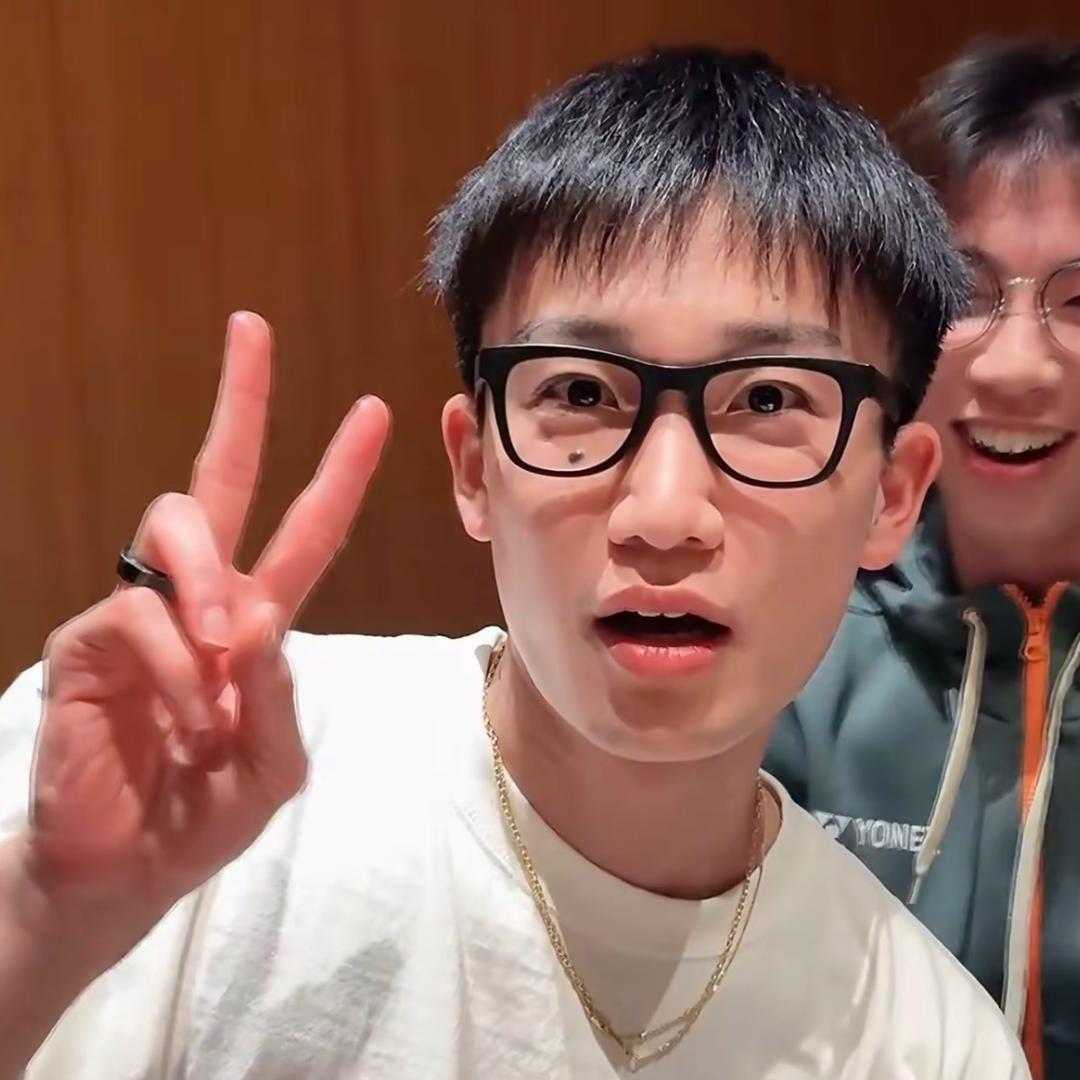牛b（+1）🏸