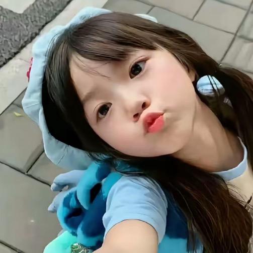阿秦.