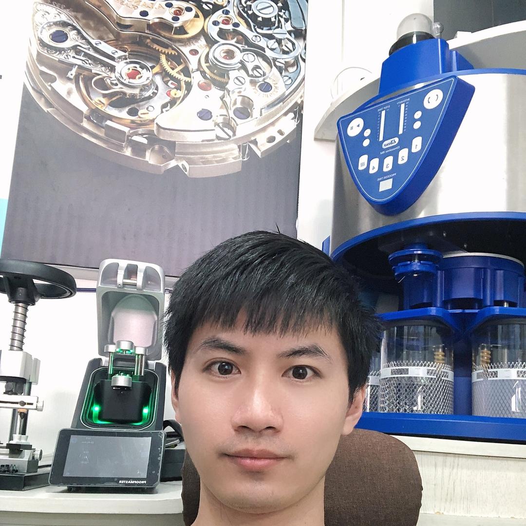 飞秒名表维修