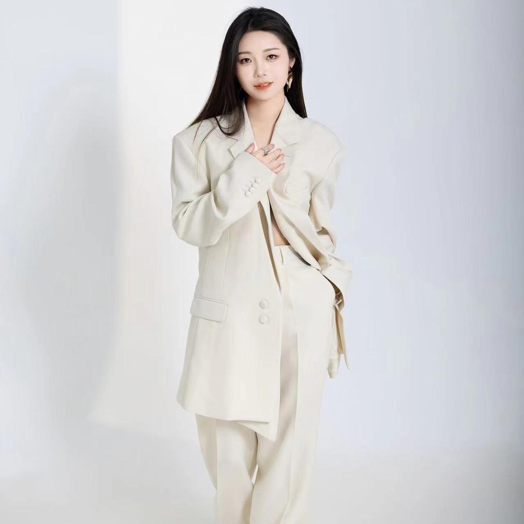 小小👑佳👑