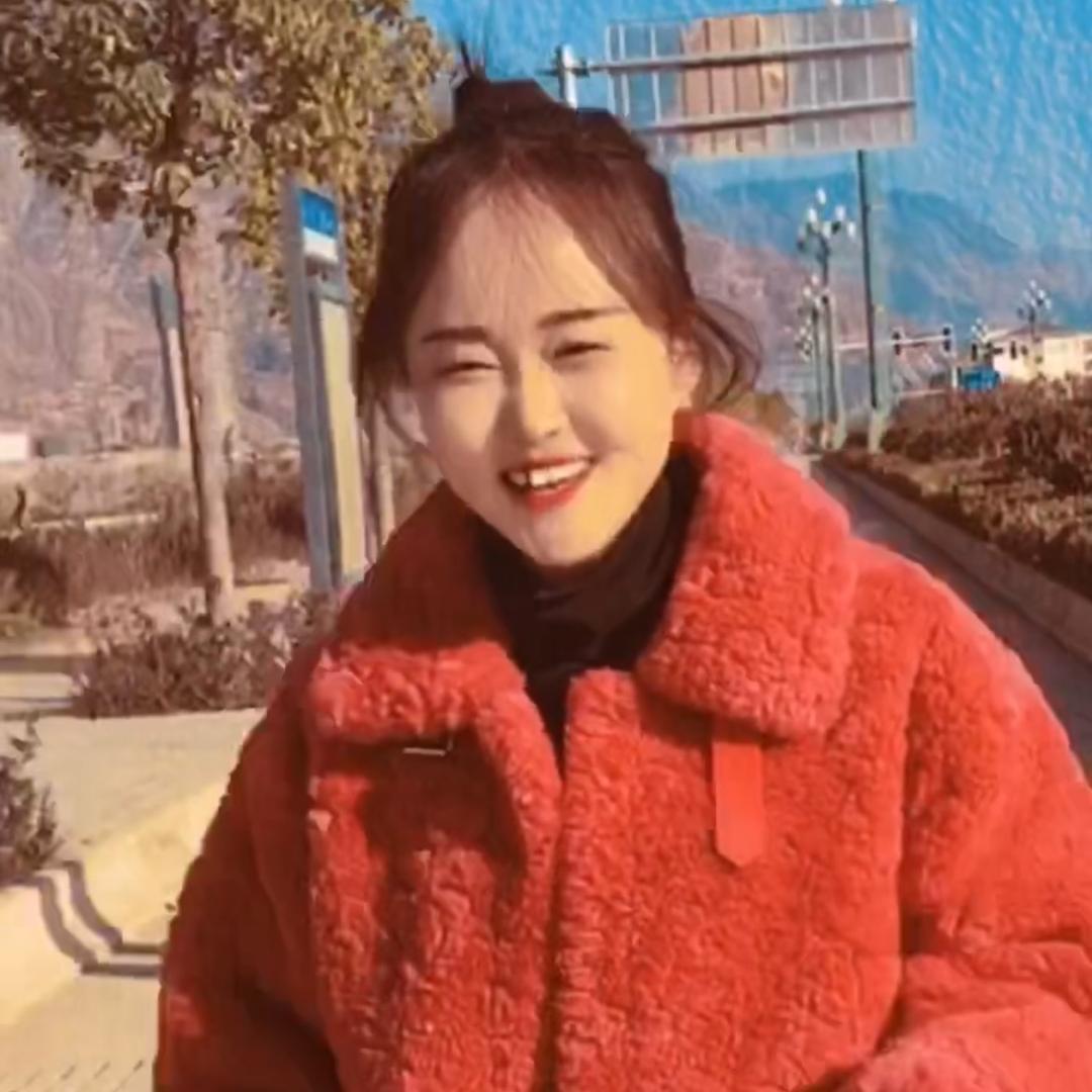 小红红