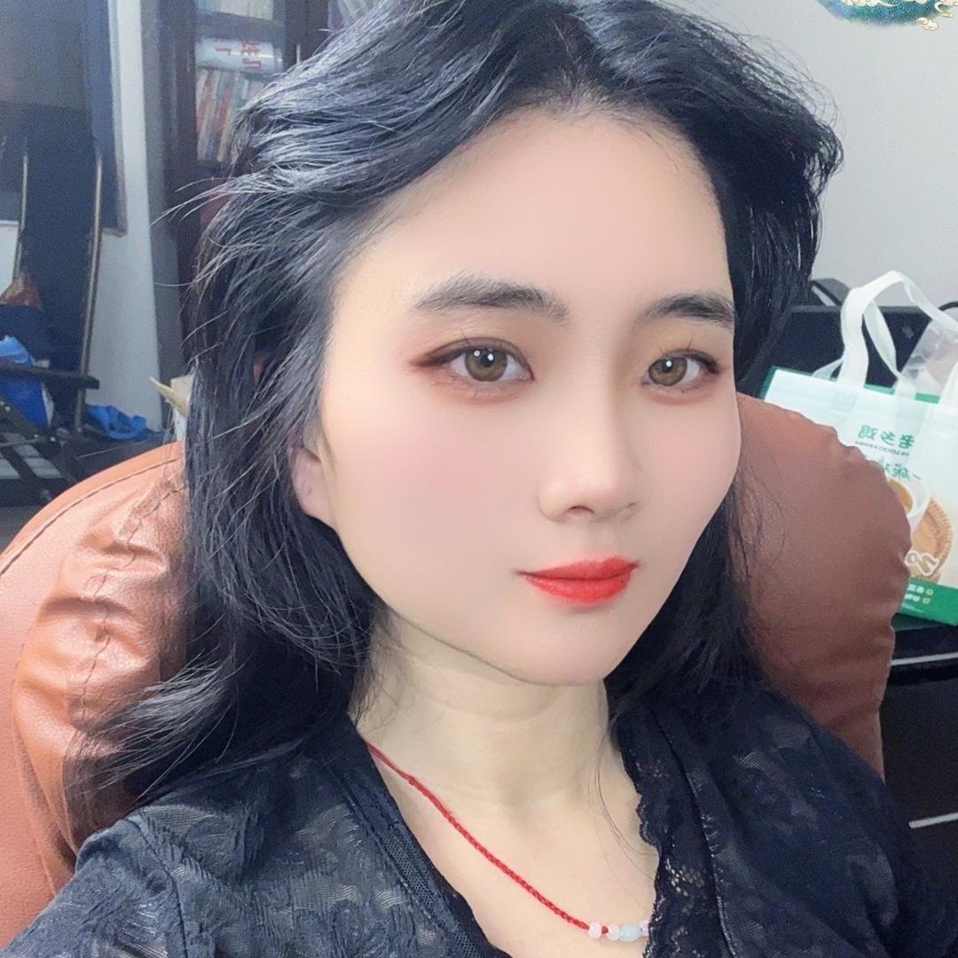 空压机工厂女老板
