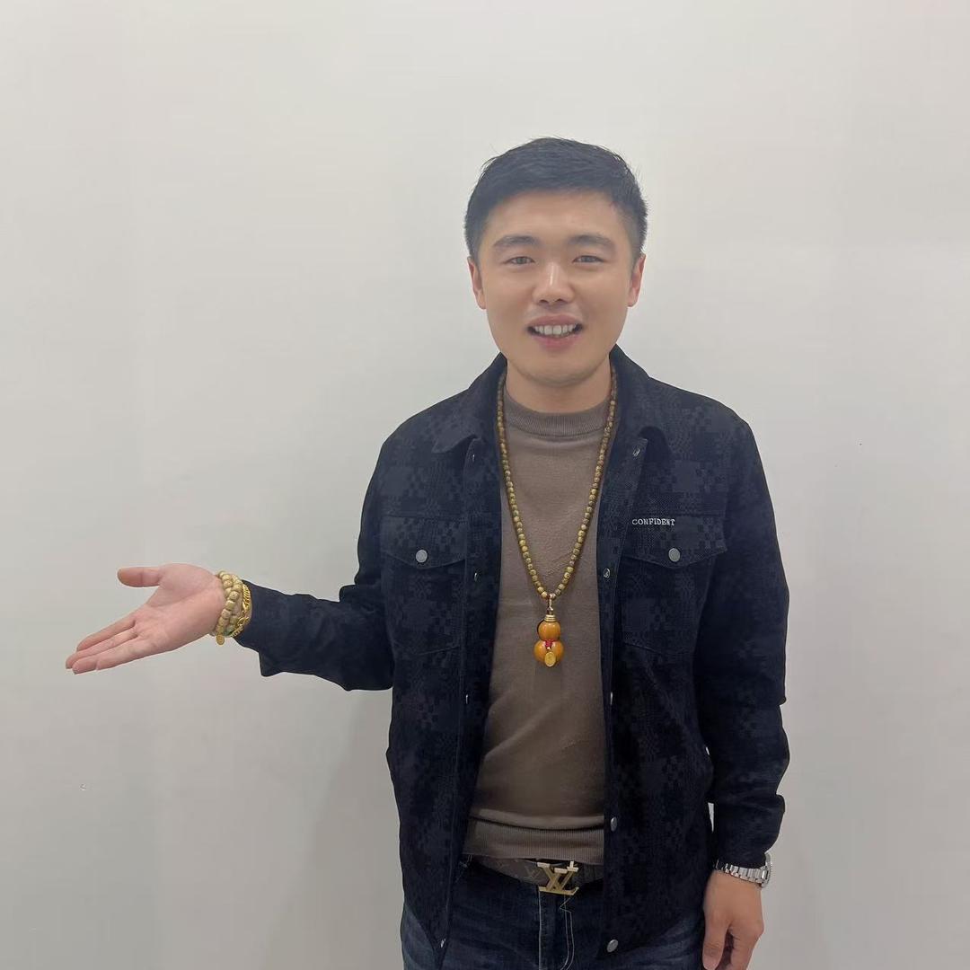 书毅煎饼（灵魂摊手）