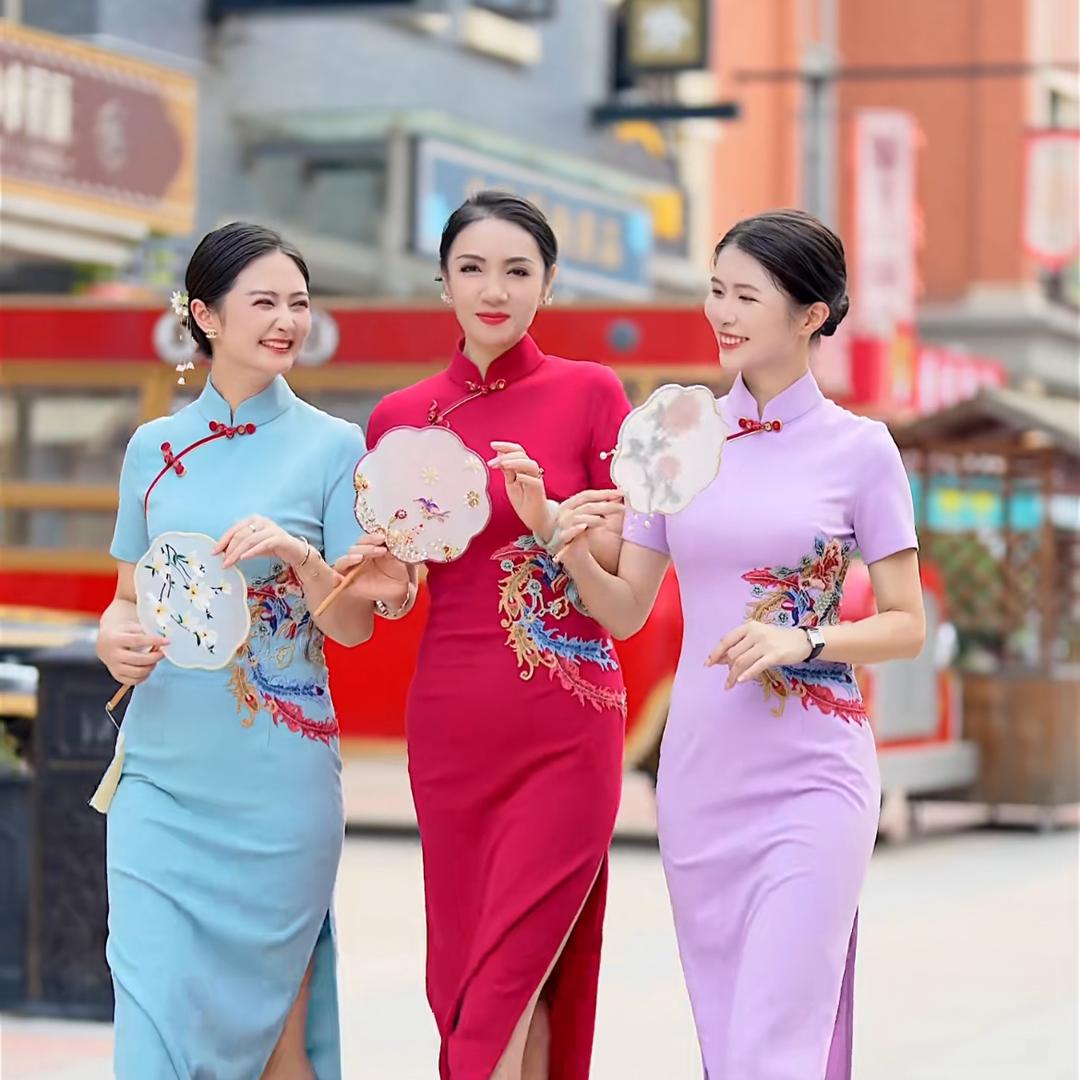 锦衫明玉运动健身旗舰店