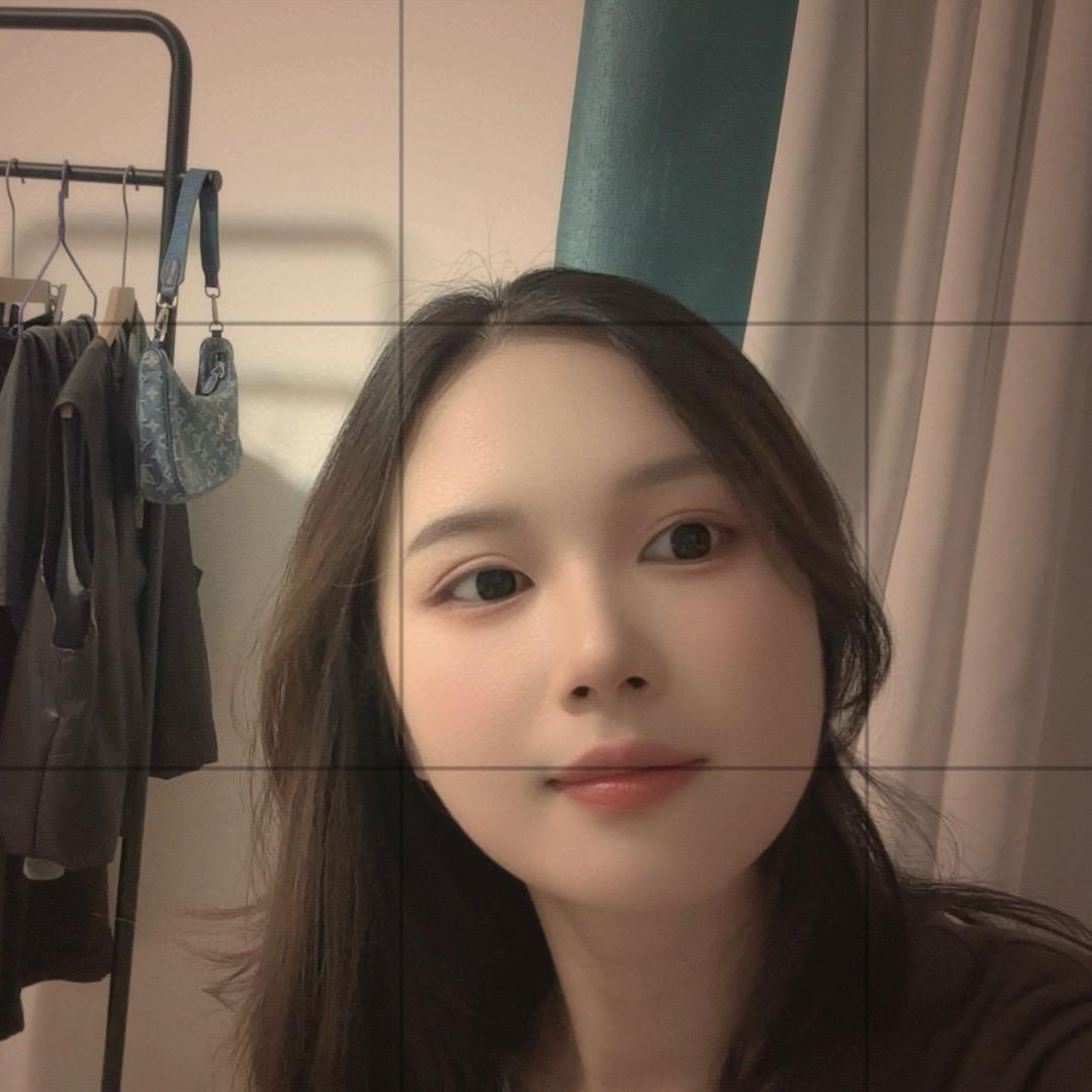 凯里一店嘿泛泛女装