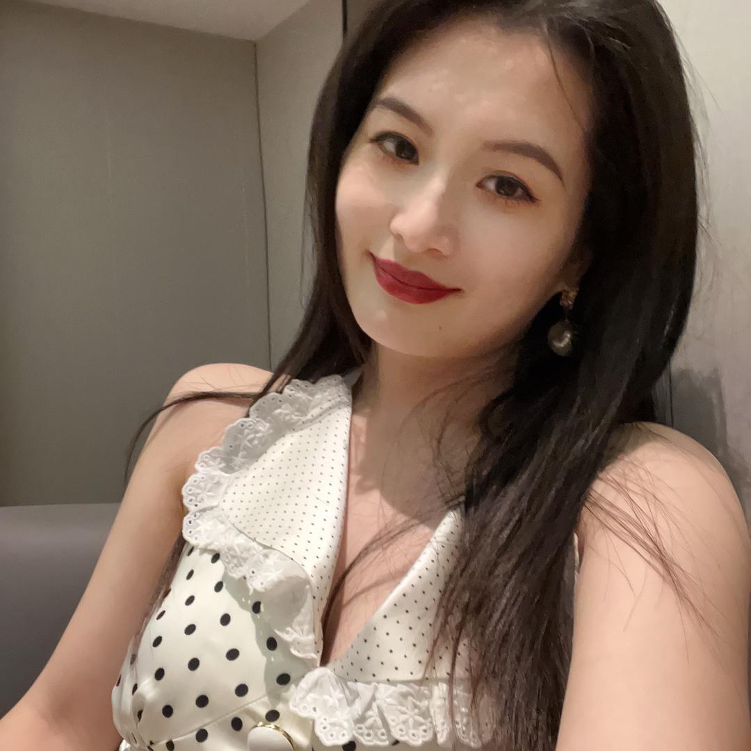 李宝儿吖