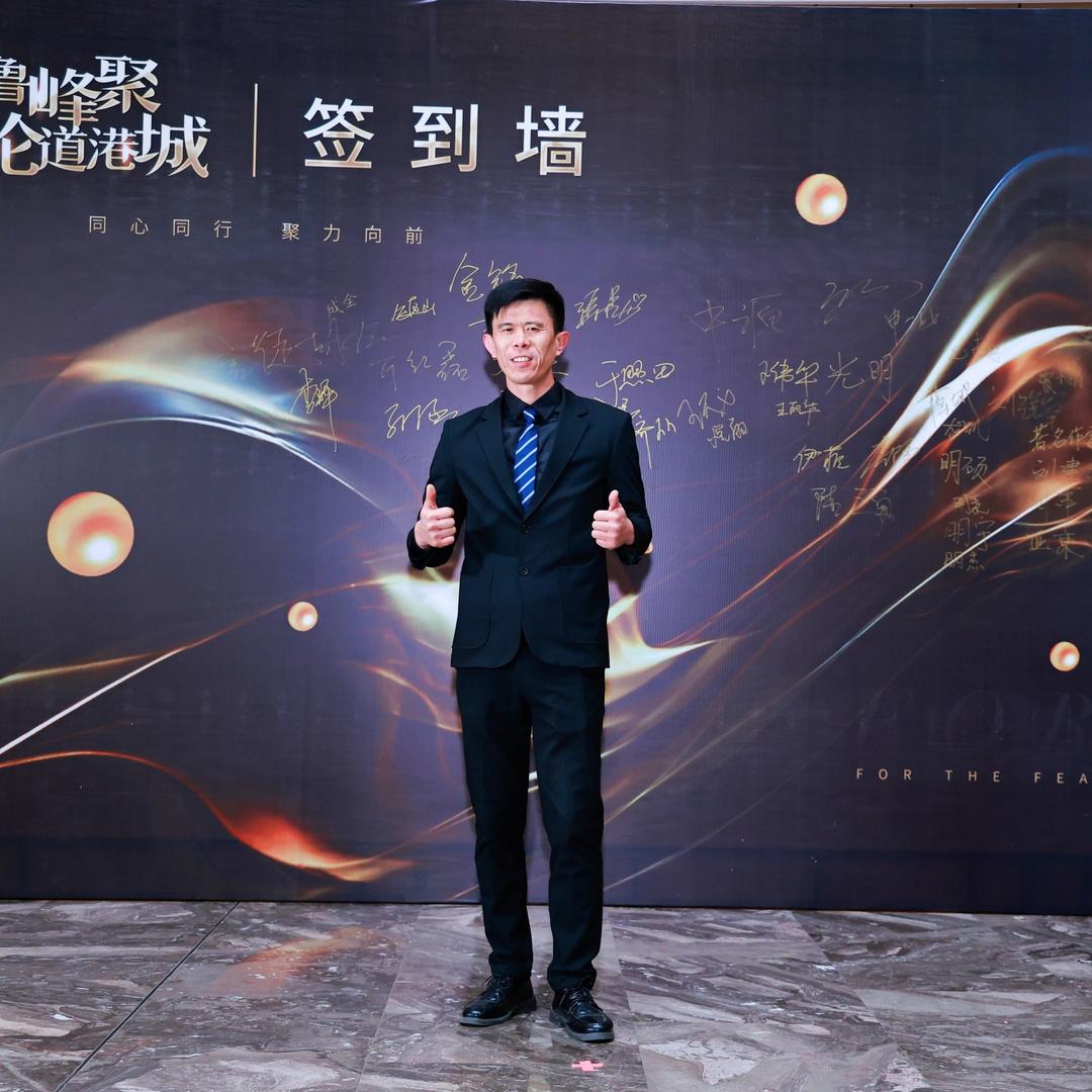 主持人🎤刘杰