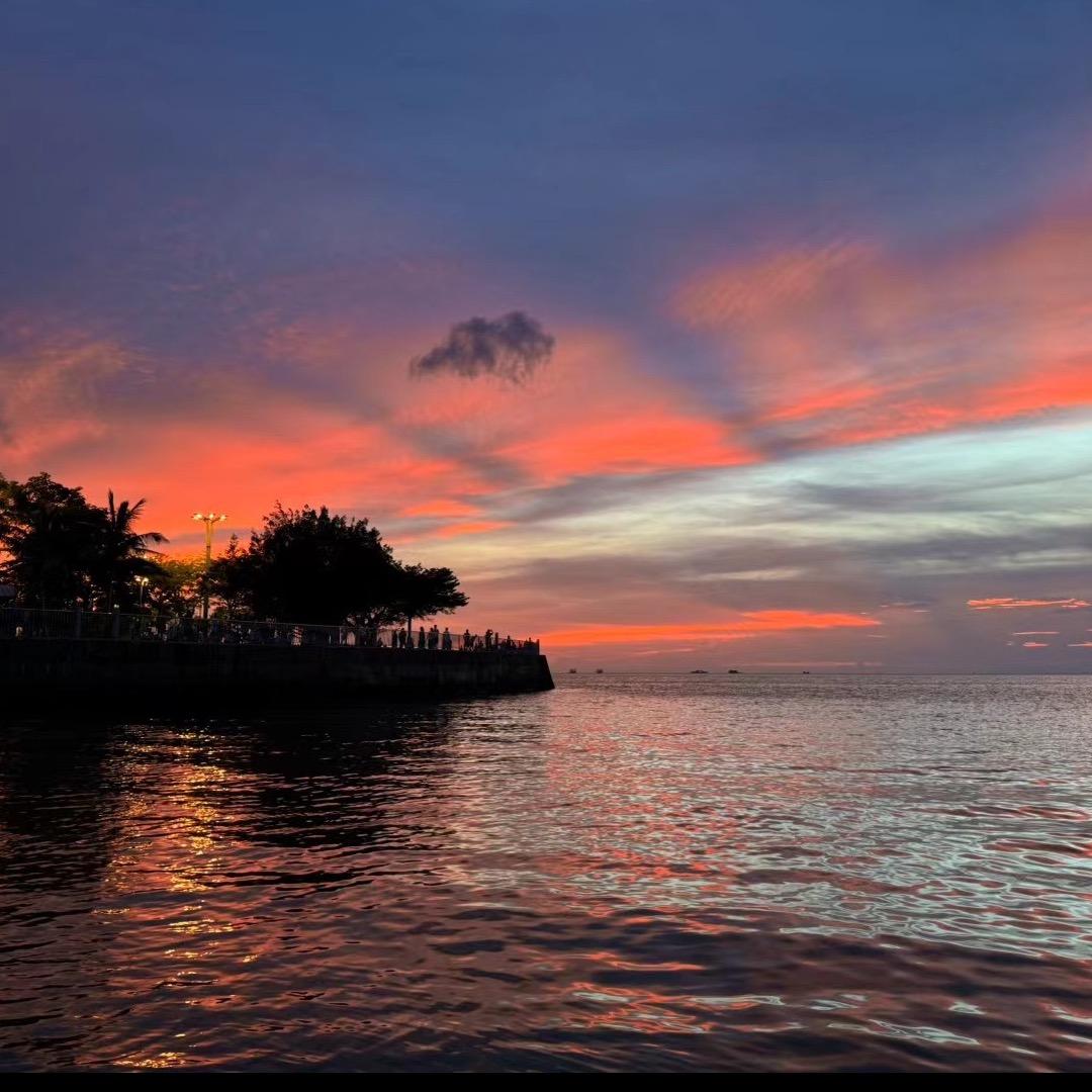秋月里女装服饰