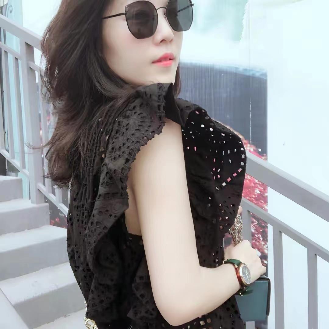 悦悦服装设计