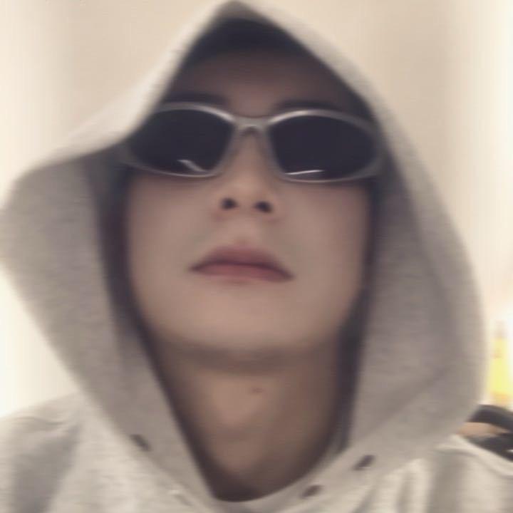 晨曦不见望舒