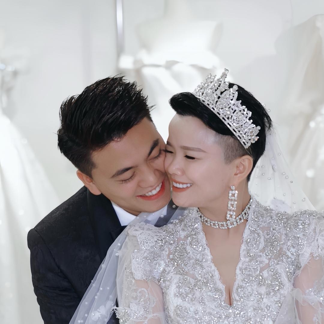 晏迪 夫妇