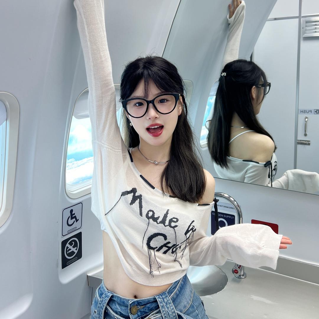 张张^