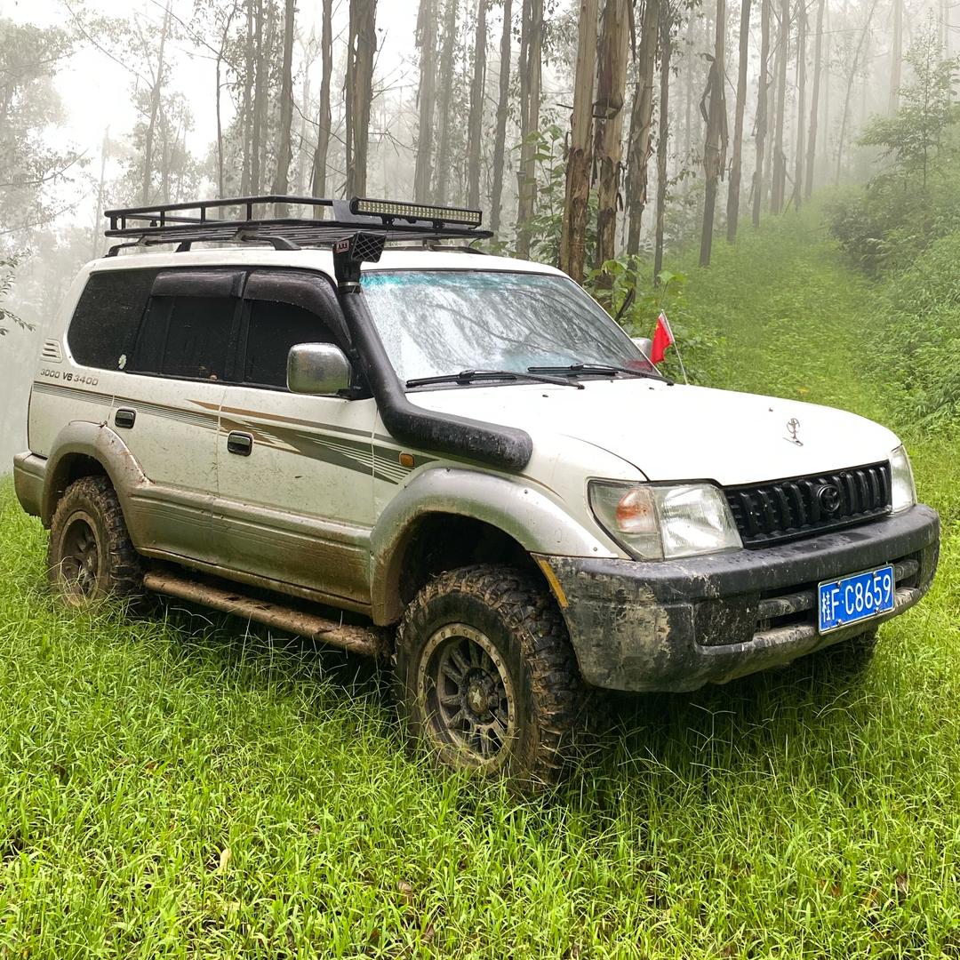玩越野 丰田LC95 3400 小辉哥