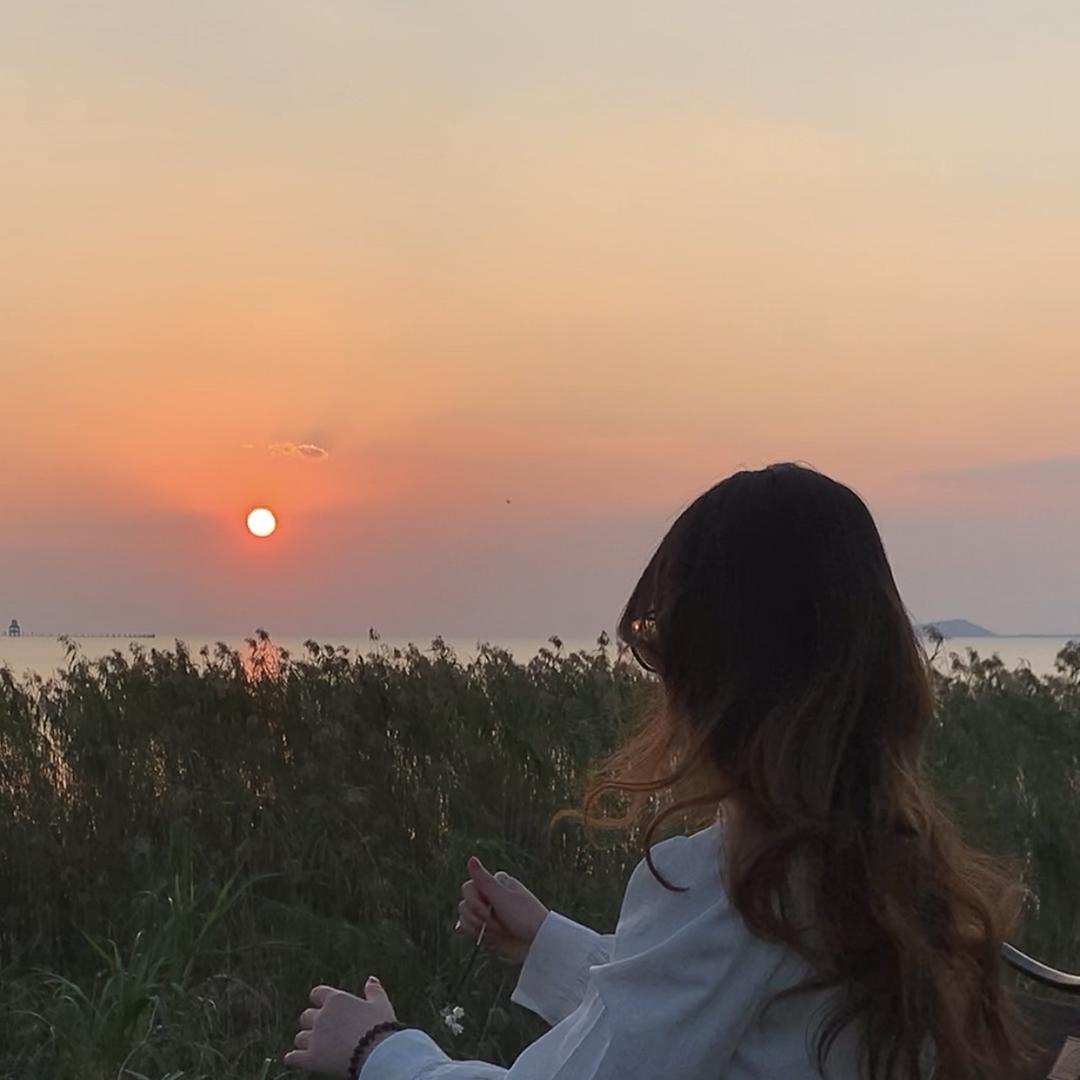 岚酌 茜茜
