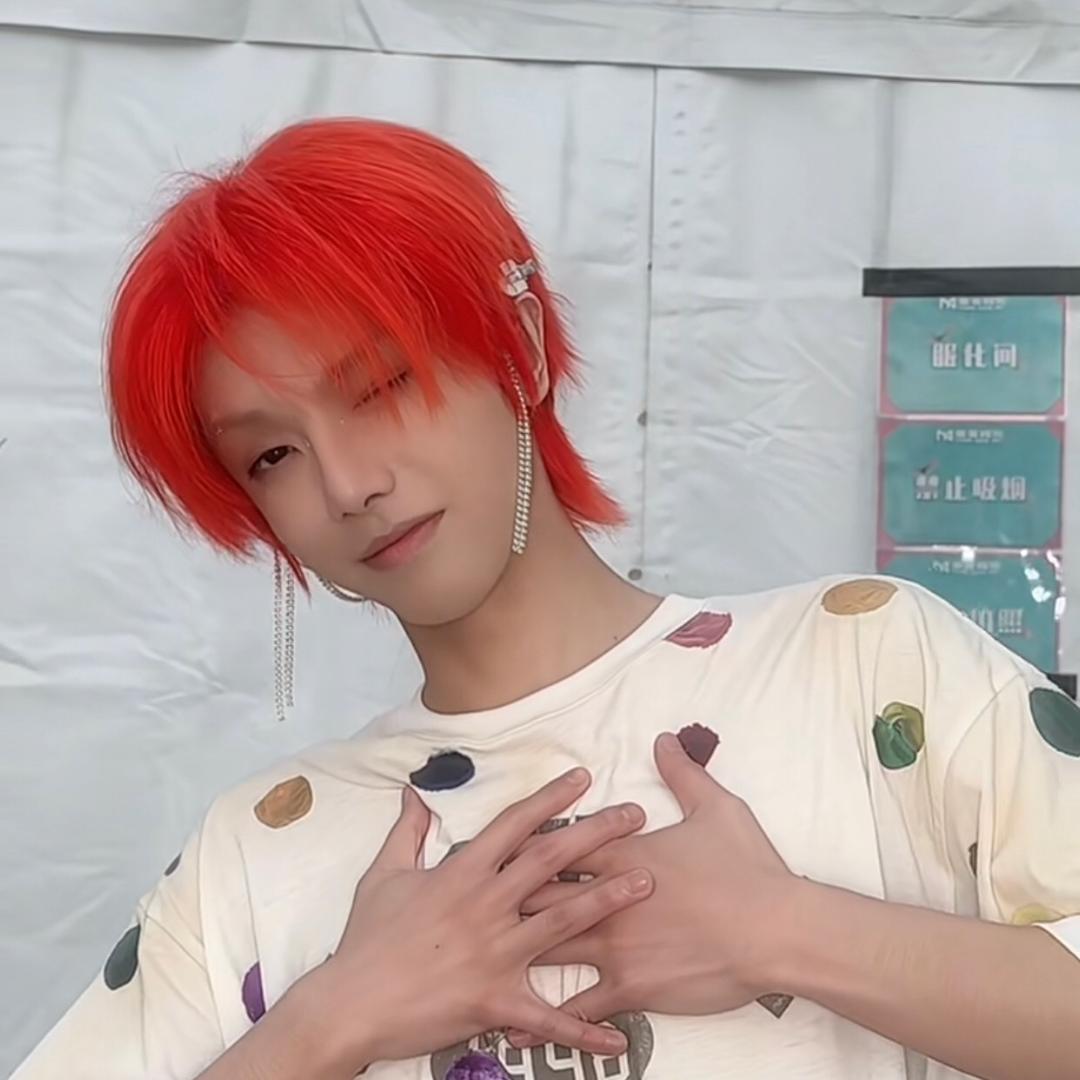 白小月yu（见过华晨宇版）
