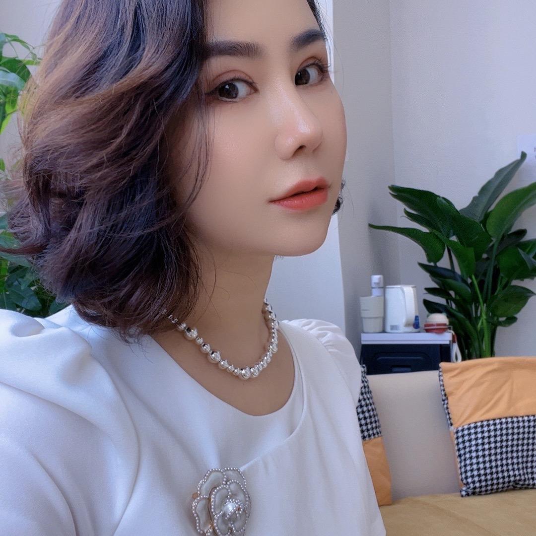 丽丽