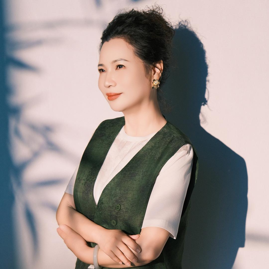 宜兴亚琴服饰