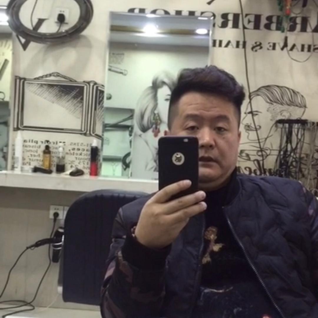 山西大剧院的江梅头像