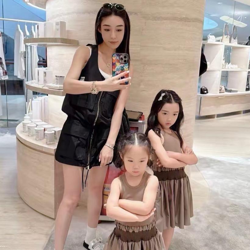 .艾米妈妈～（艾米娘在直播…）