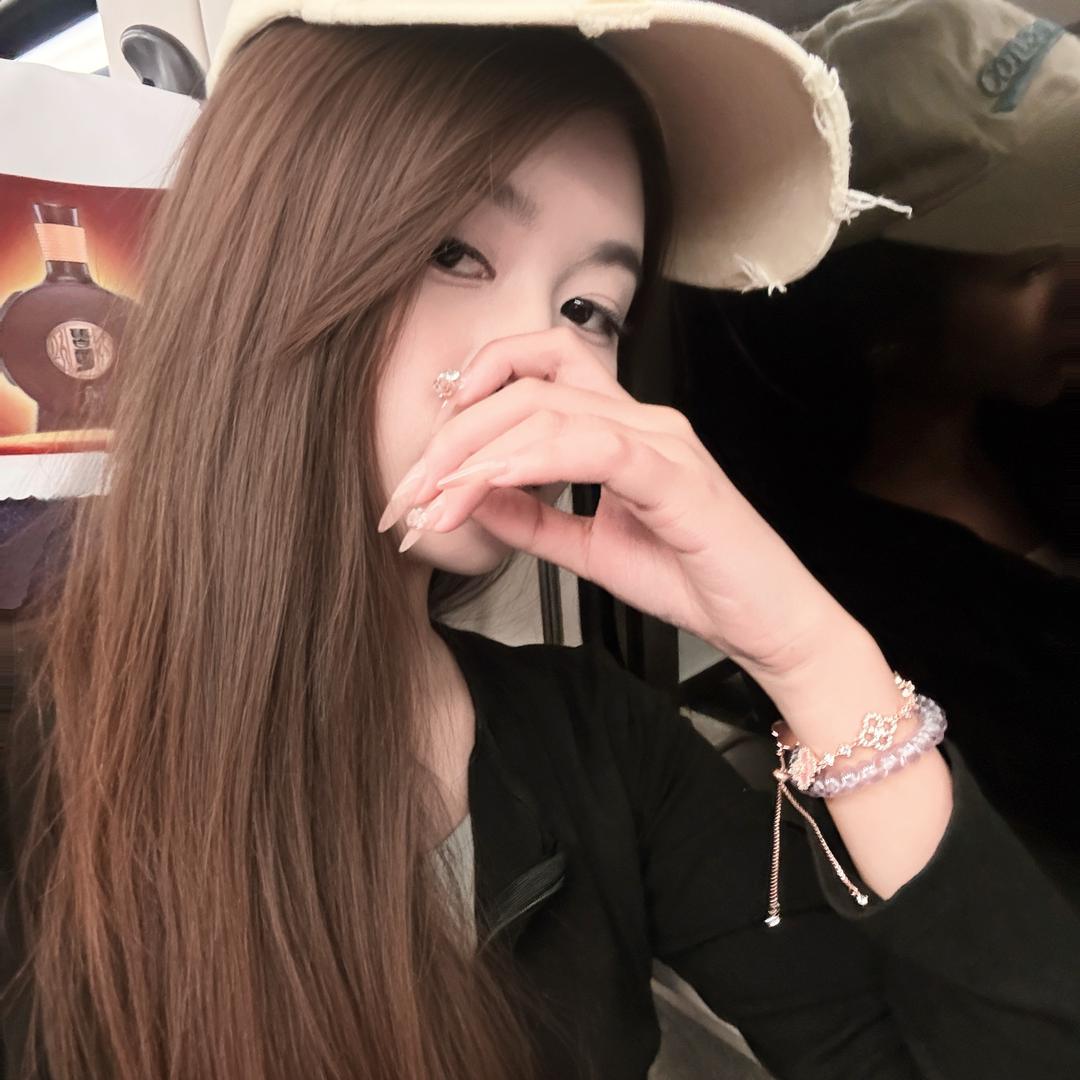 苦苦.