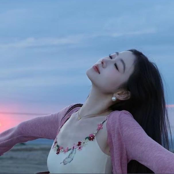 EIA一尧（穿搭分享）