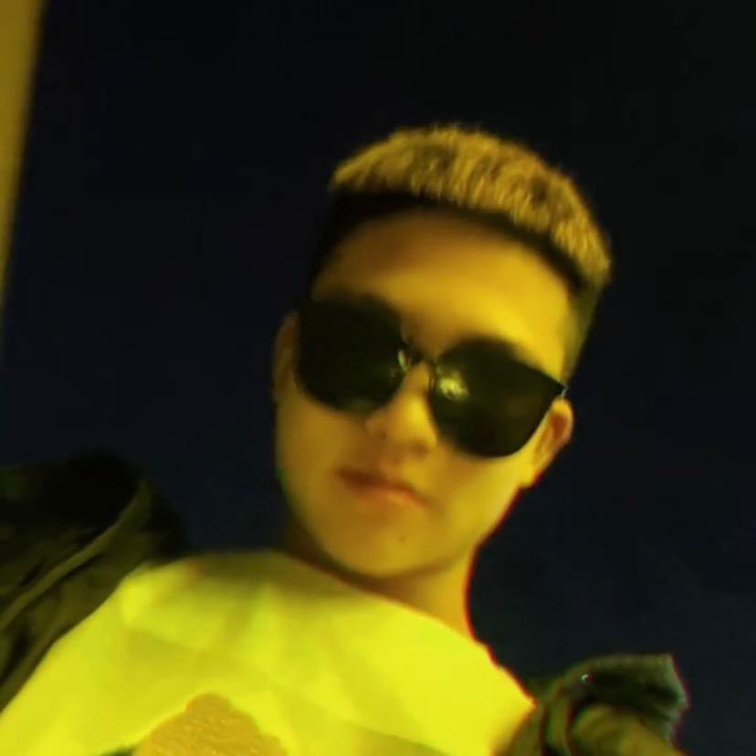 A子健
