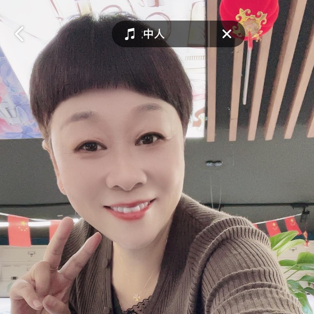 丽人坊3店季冬芬