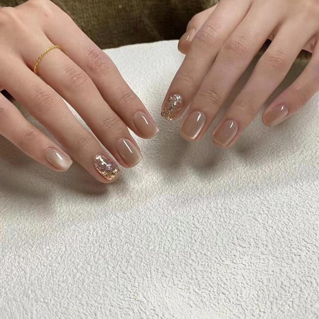 娜个小盆友的指甲日记