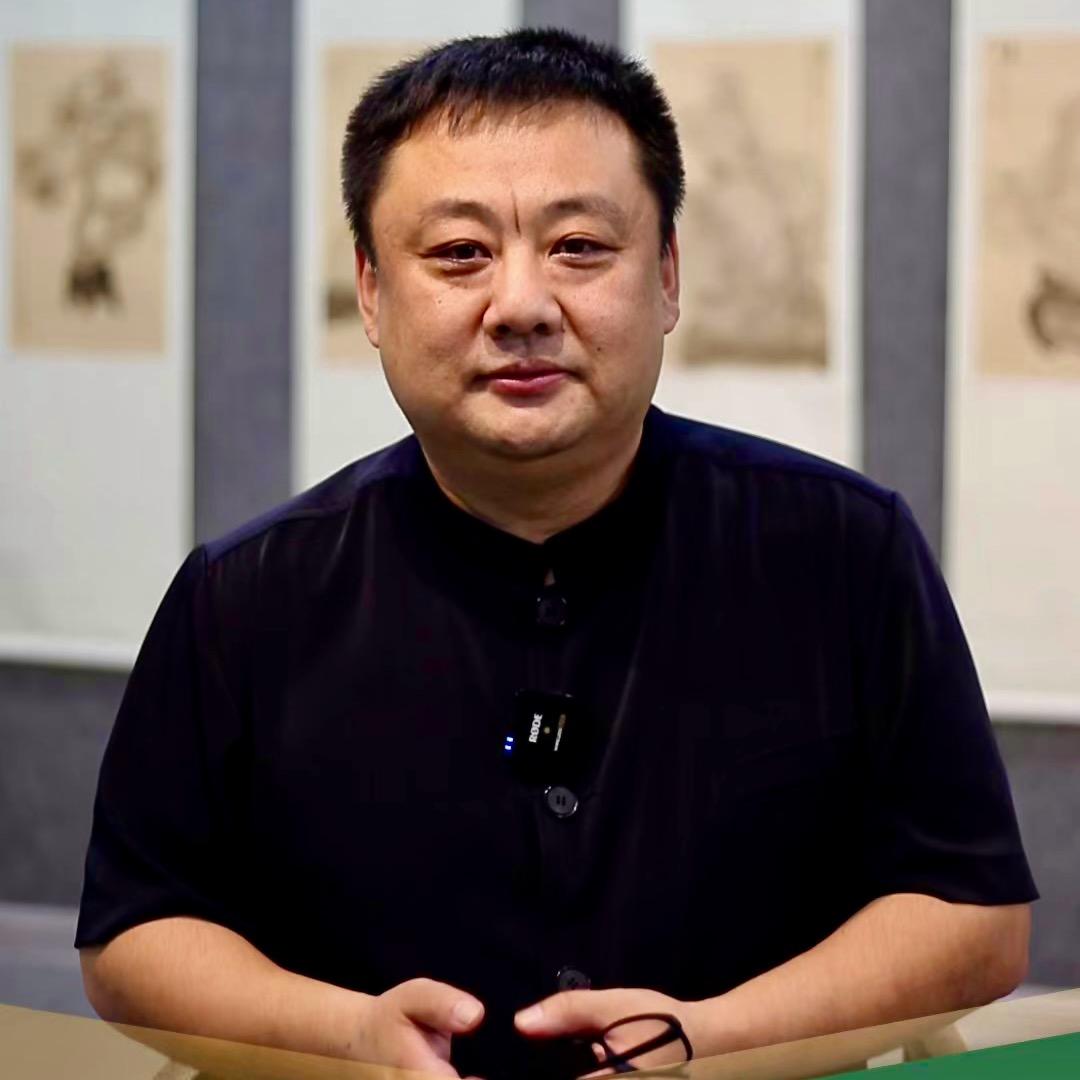 震麟说