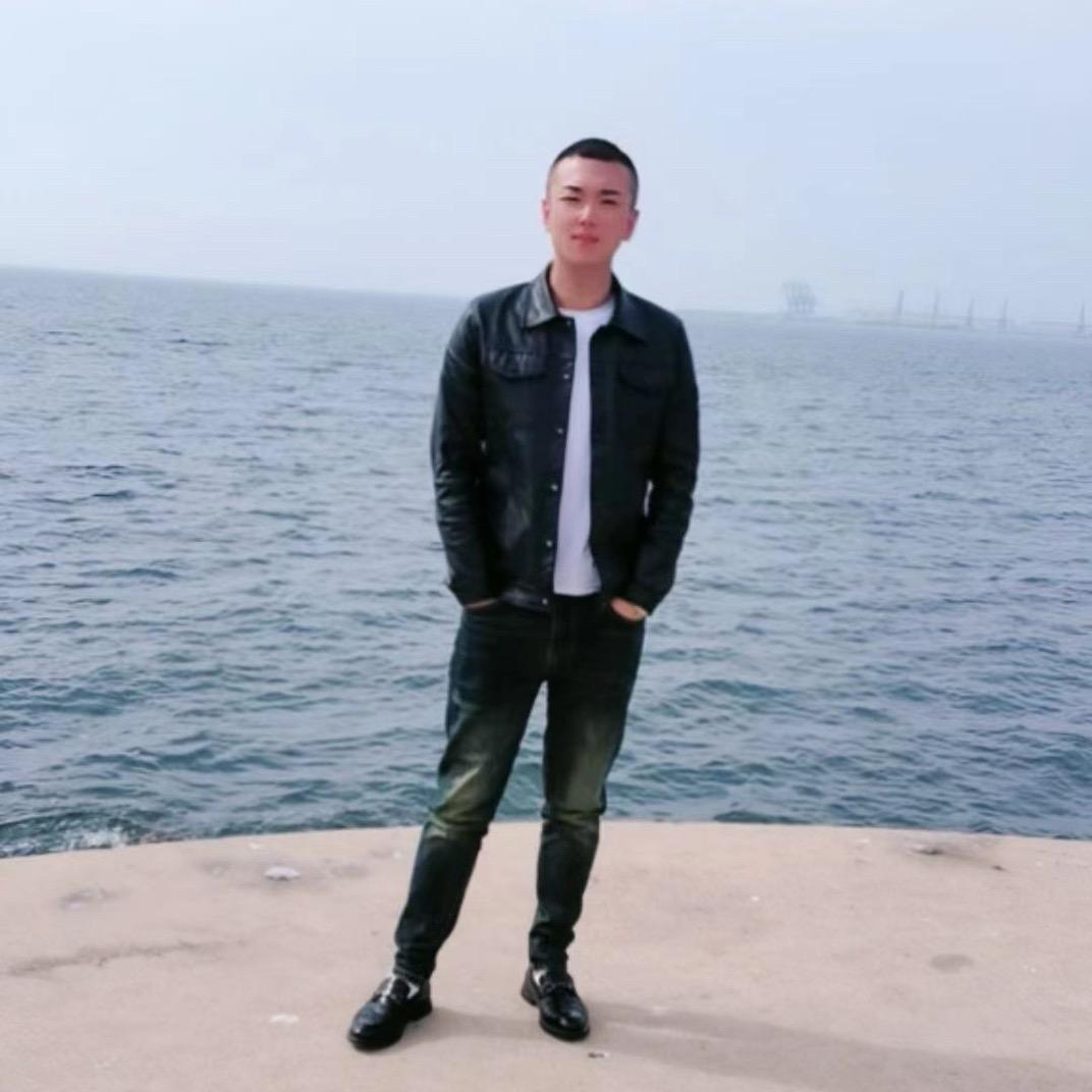 爱我的人，优先