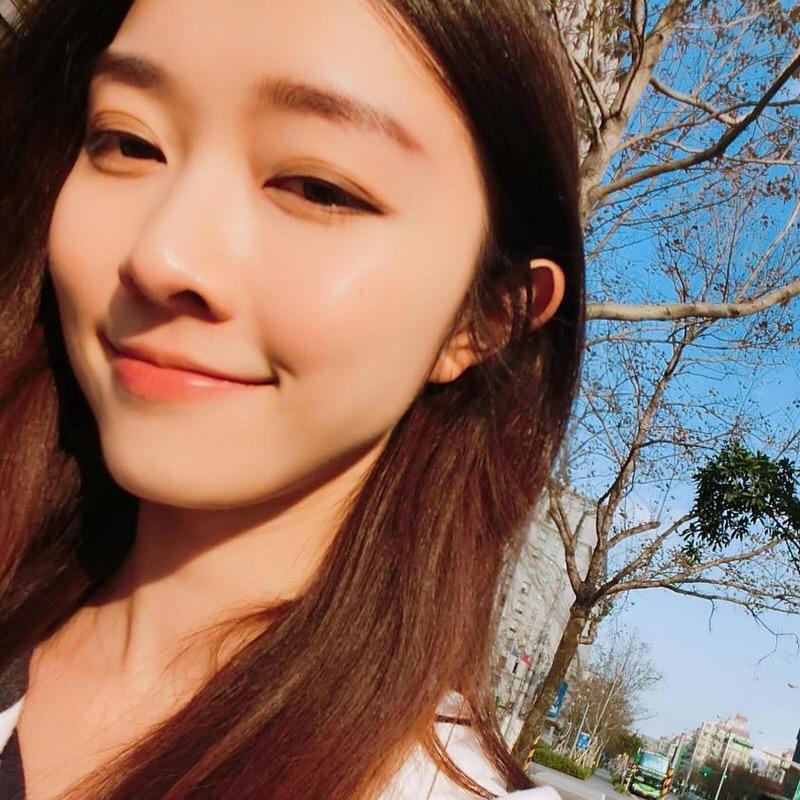 柠檬不萌🍋