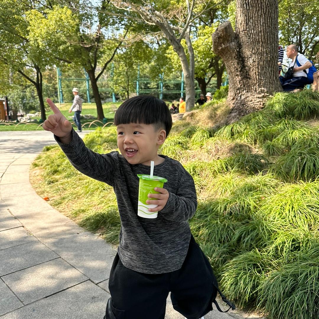 闲不住的皮爸皮妈