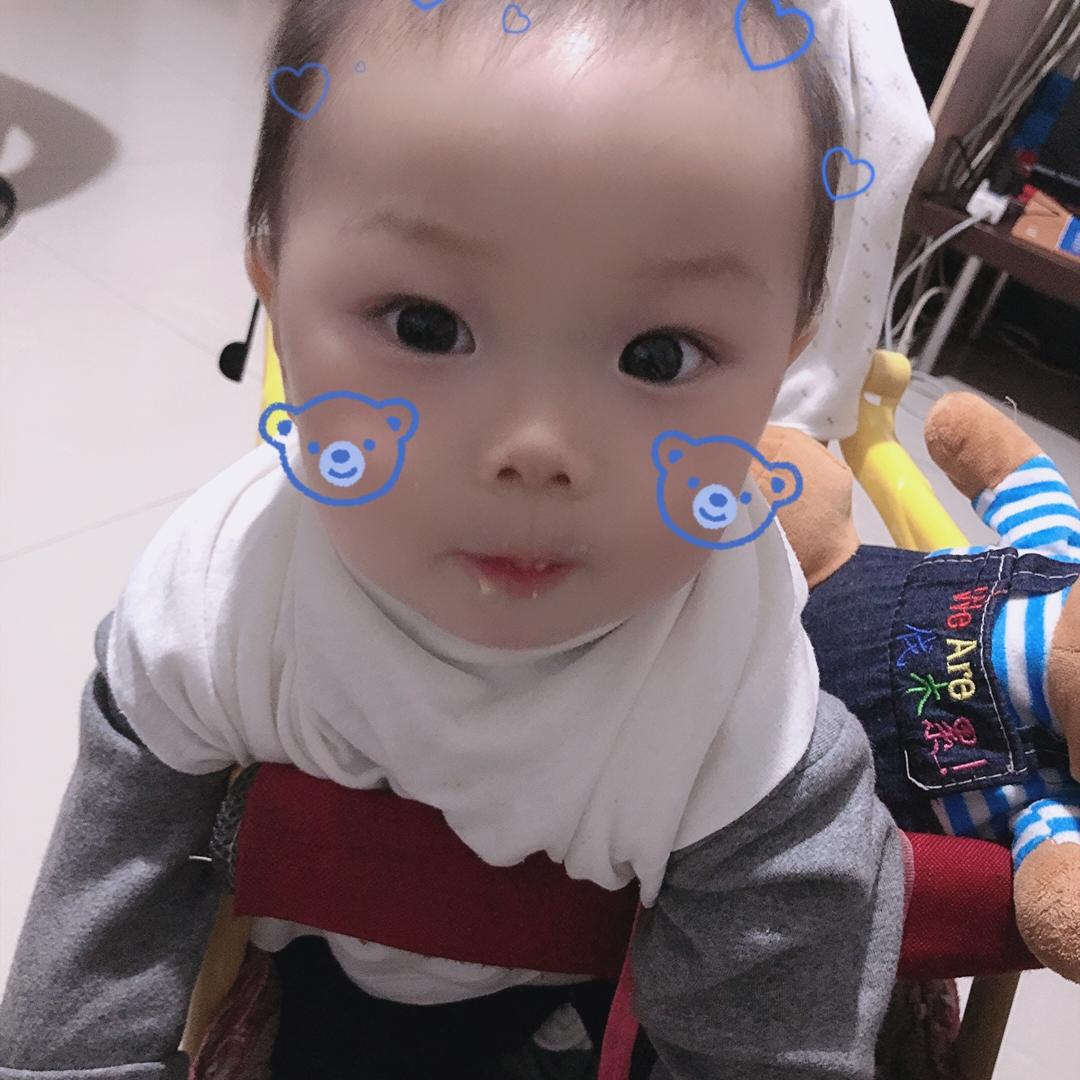 长得像女孩👧🏻的男孩子👦🏻