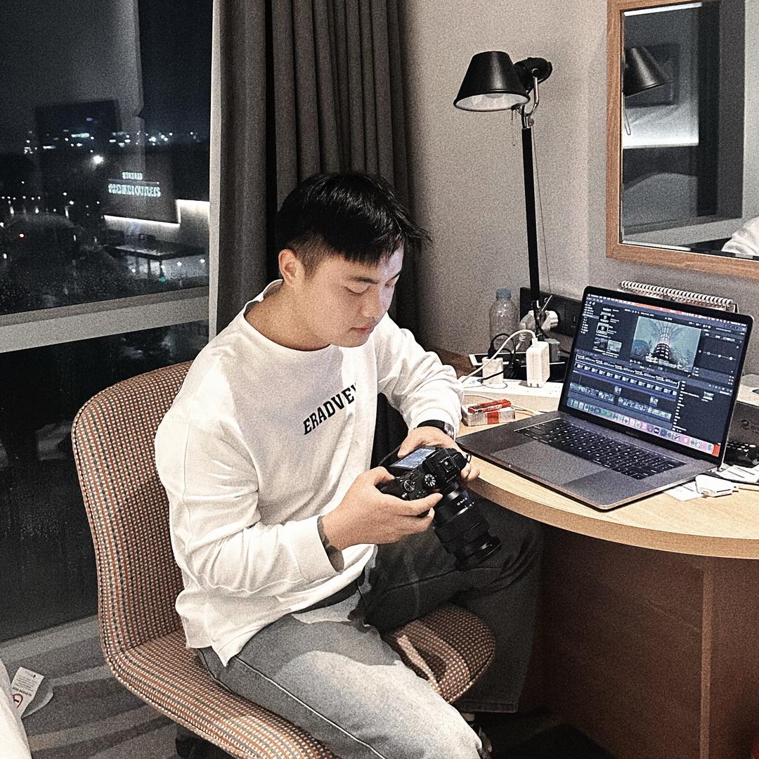 黄文康🎬-（可约拍）