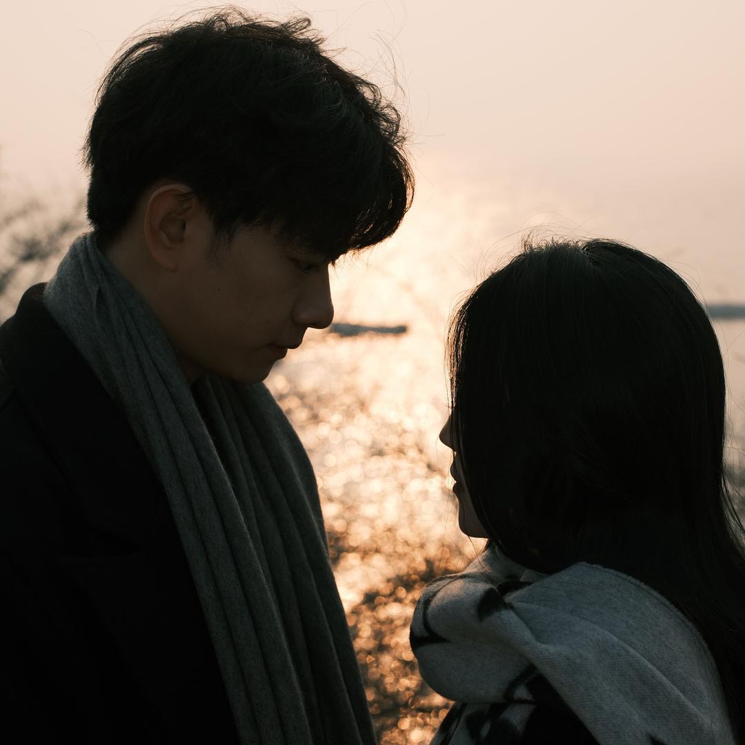 张渝的她