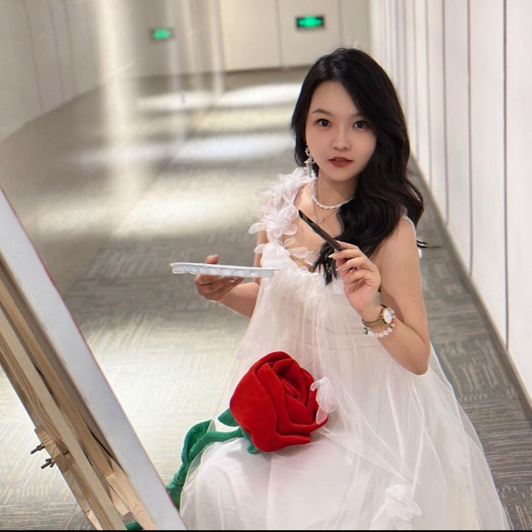 文文思密达❤️