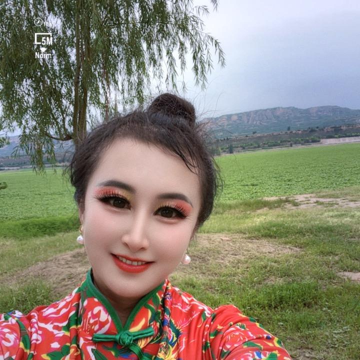 三门峡范玲玲鼓舞团！川妹子
