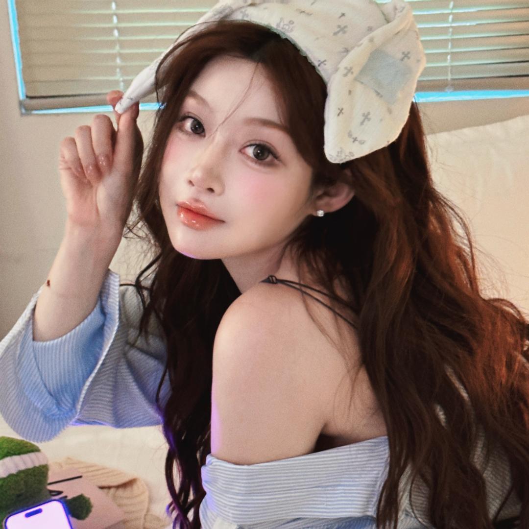 Trista_Hua