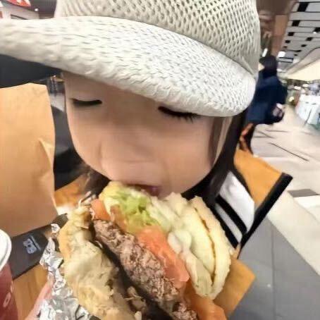 一只丹彡子ʚɞ886