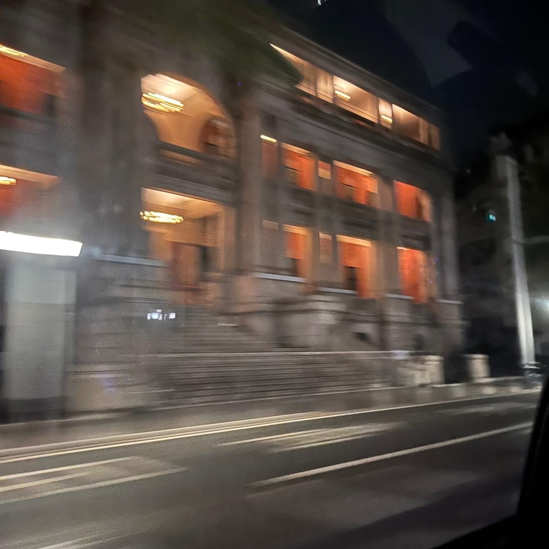 .不爱喝水的鱼