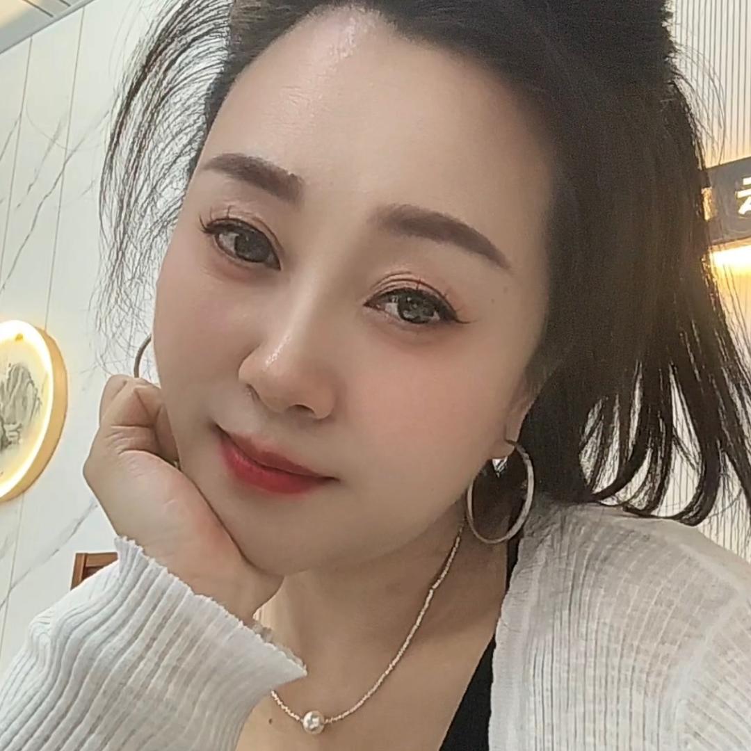 🌟满天星（卖吊顶的齐姐）
