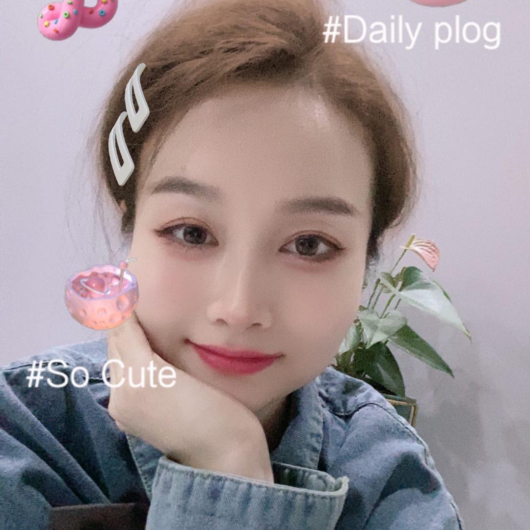 爱尚轻奢女装店