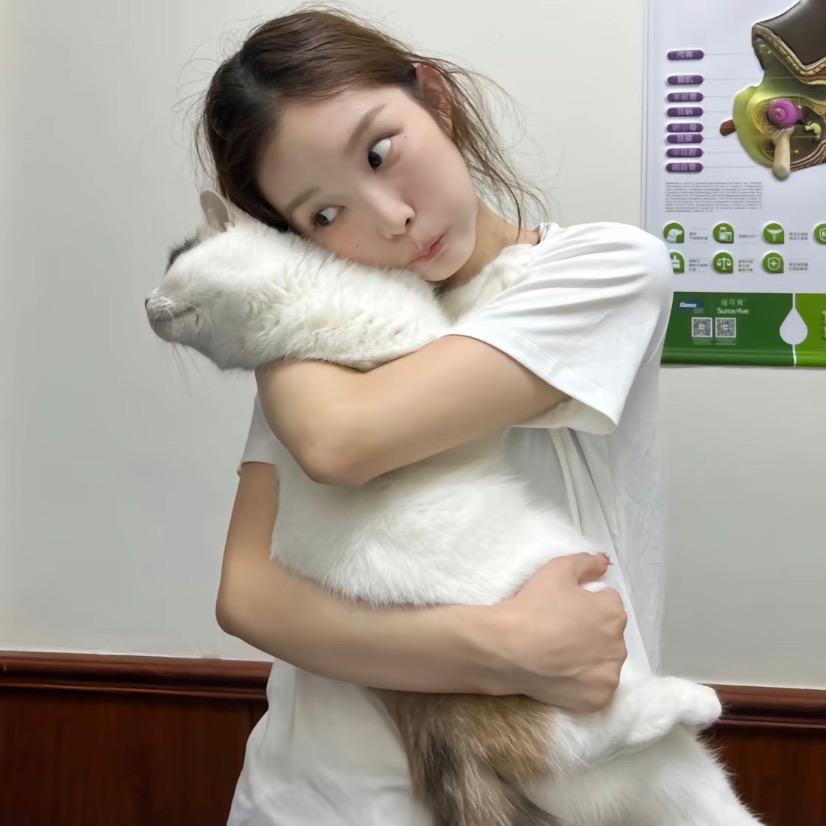 小 七