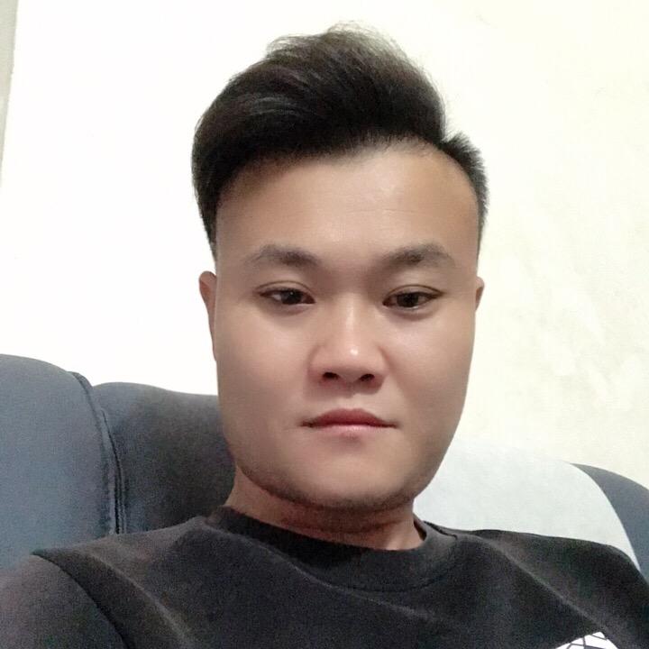 侯献华