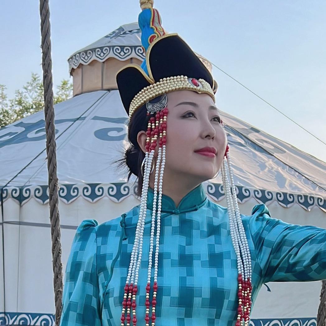 富的流油女士（凤姐）