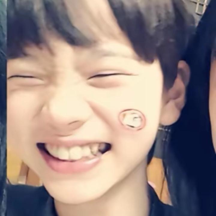 卖炸弹的小女孩